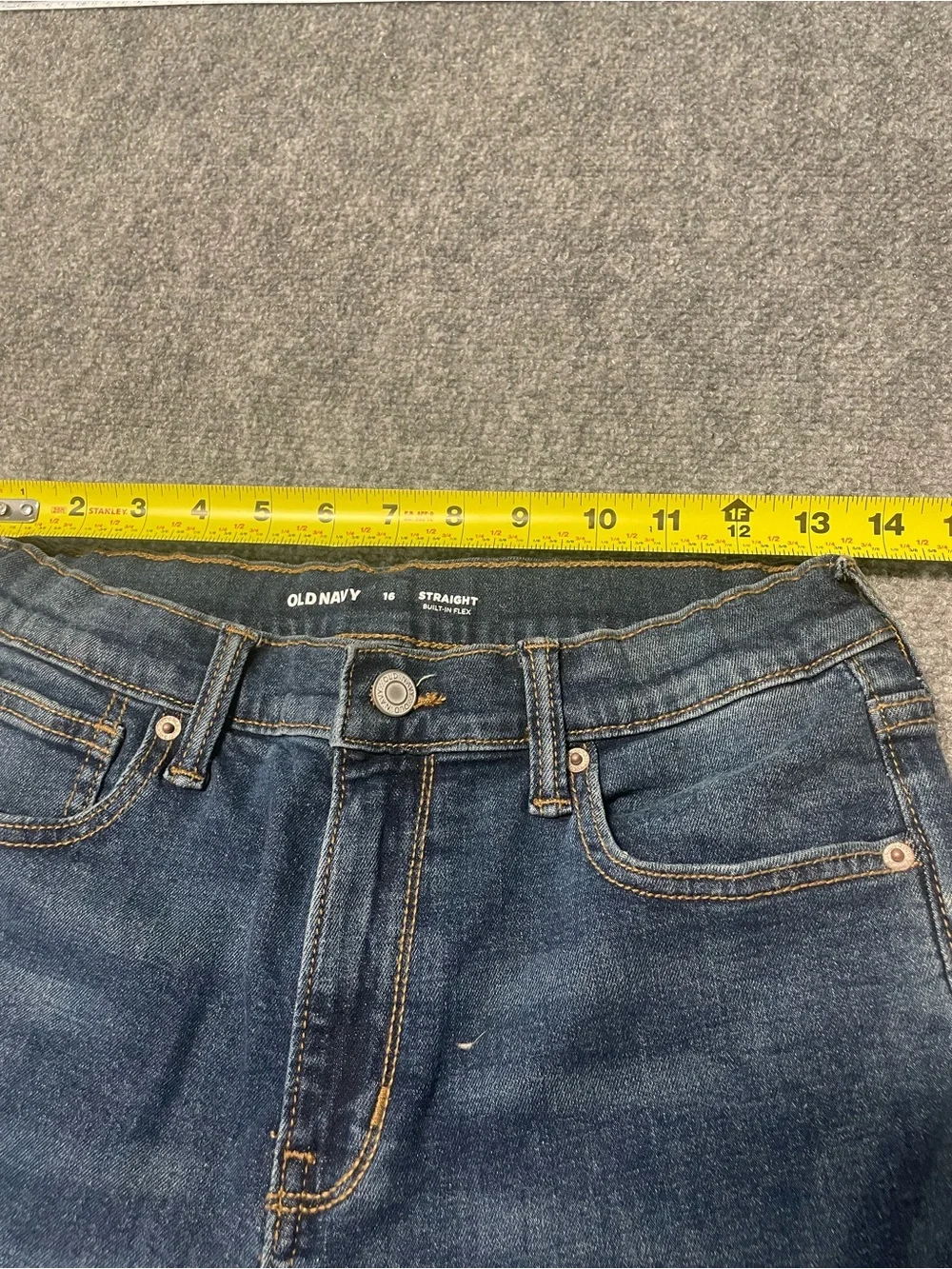 Old Navy Straight Built-In Flex Jeans in Dark Blue with Tan Stitching